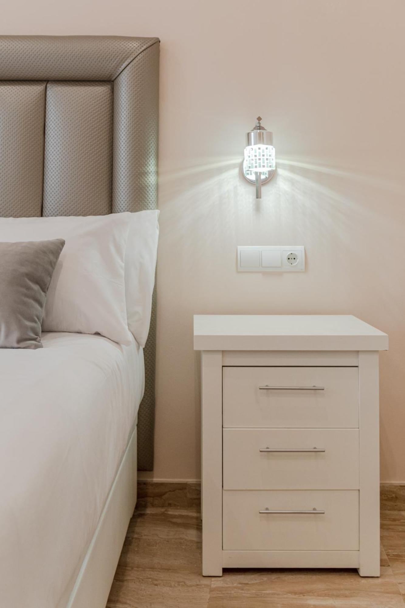 Isg Jose De Velilla Centro Parking Appartement *