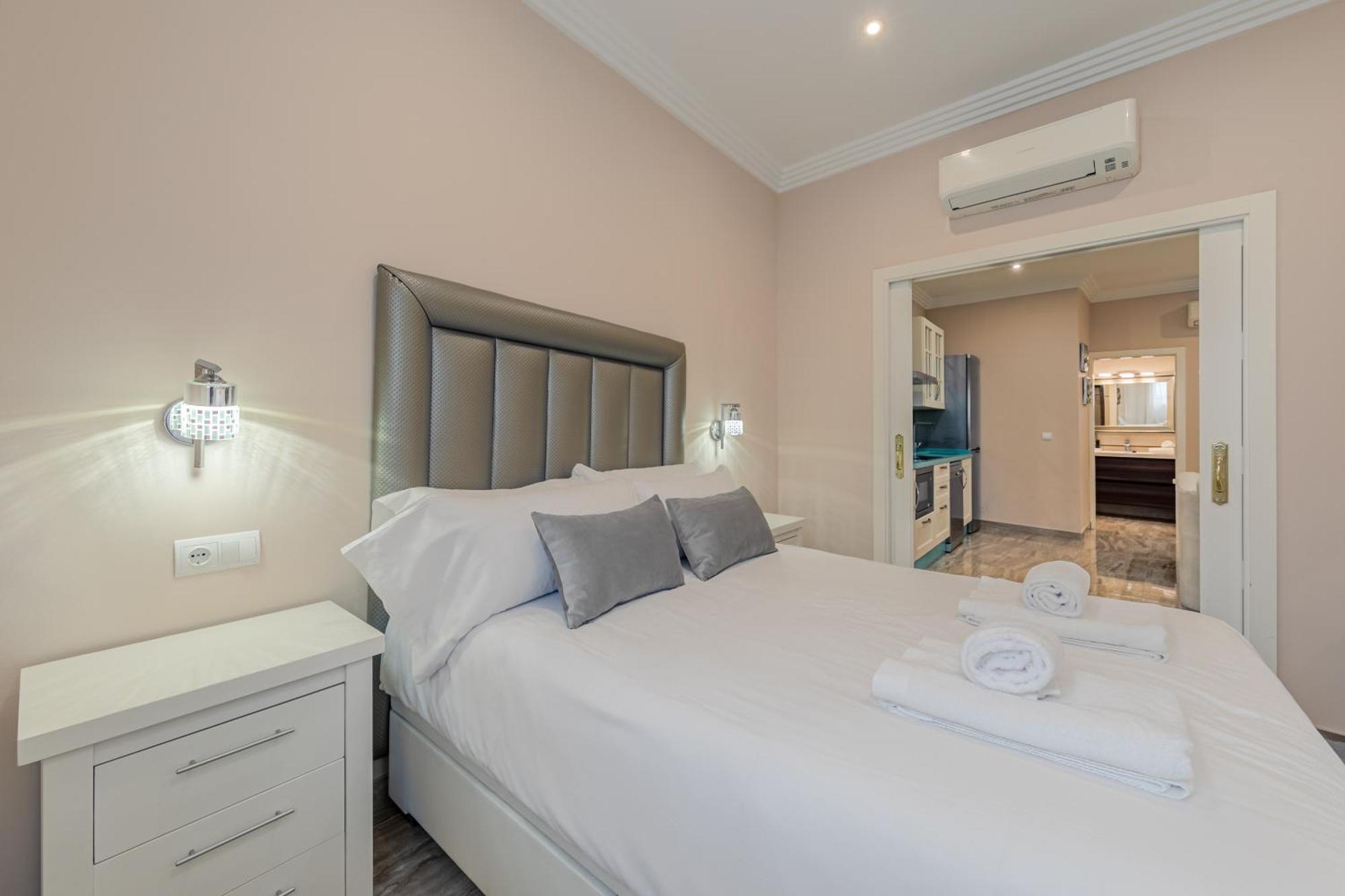 Isg Jose De Velilla Centro Parking Appartement